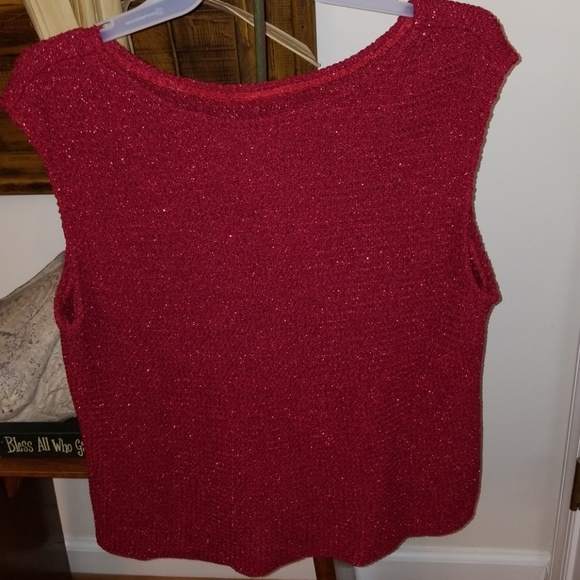 Beautiful red sparkling sweater set - Picture 7 of 8